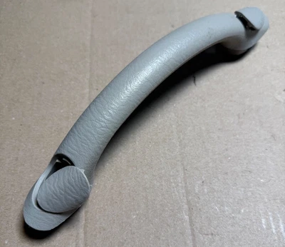 Dodge Ram 1500 2002-2005 OEM cabina y media pilar B gris mango de agarre Foto 1 de 2