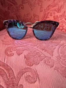 Gafas de sol Guess con lentes azules - Imagen 1 de 6
