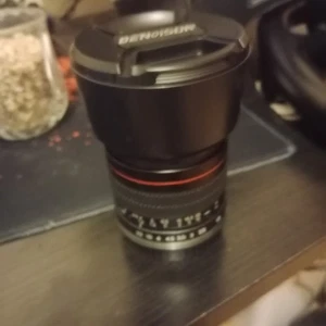 85mm Lens - Picture 1 of 3