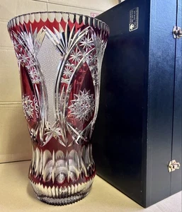 Lausitzer 24% Lead Crystal Hand-Cut Red Overlay Vase Exquisite German Art Piece - Picture 1 of 10
