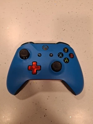 Microsoft Xbox One Wireless Controller - Blue And Red Special Edition - Vintage - Image 1 of 4