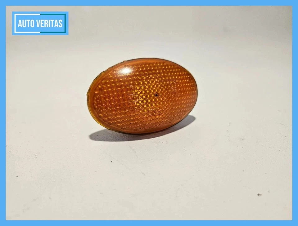 Ford Mondeo I GBP 93BG13A210AA Blinker Side blinker orange 01959 - Image 1 of 3
