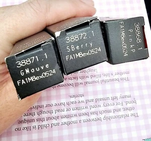 Rossetto Oriflame The ONE Irresistible Touch Lucentezza Glamorous Mauve, 4 ml