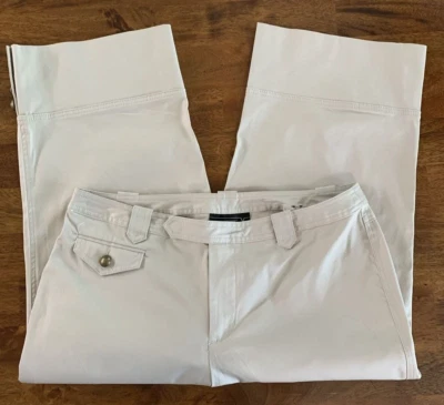 Pantalones para mujer talla 14 Venezia recortados tiro medio elásticos beige entrepierna 21 Foto 1 de 3