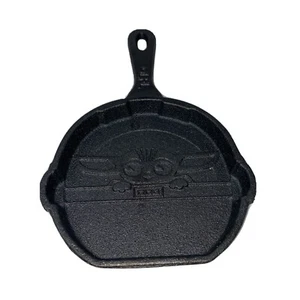 STAR WARS The MANDALORIAN The CHILD BABY YODA Cast Iron Skillet Pancake Maker - Picture 1 of 8