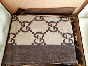 Gucci Throw Blanket with GG Logo Monogram Brown Wool Cashmere NEW 182 x 147 - Picture 1 of 7