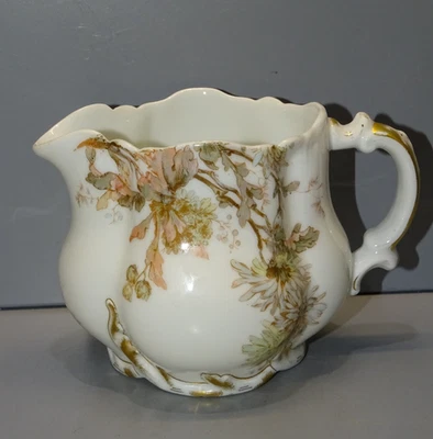 -SUPERBE PETIT POT A LAIT CREMIER PORCELAINE DE HAVILAND LIMOGES  Déco FLEURS  D - Photo 1/4