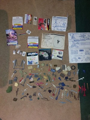 Vintage Gi Joe G.i. Weapons Accessories Lot - Image 1 of 4