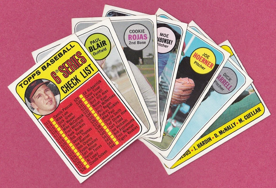 1969 Topps Baseball Cards #326-447, VG to EX+ conditions - Image 1 of 1