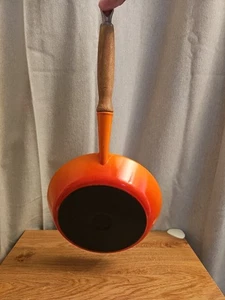 LE CREUSET ORANGE PAN FRYING PAN SAUTÉ PAN 24 cm  - Picture 1 of 8