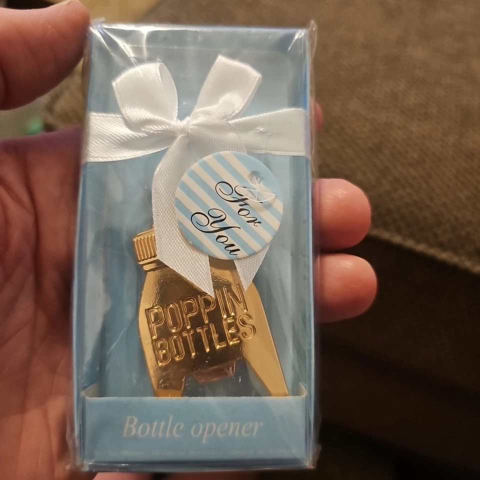 Abrebotellas Poppin GoldBottleOpeners Nuevos Favores Fiesta Nupcial Regalos Llegada Bebé Foto 1 de 4