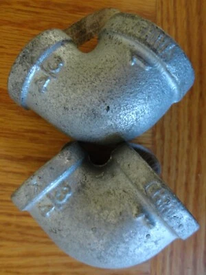 Lot of 2 Mueller B&K 1" x 3/4" Galvanized 90 Degree Reducing Elbow Pipe Fitting - Image 1 of 4