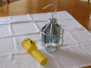 McGill 7000 SRG Grounded Industrial Extension Light with Reflector- New In Box - Picture 1 of 8