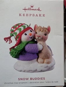 2019 Hallmark Keepsake 22nd In Snow Buddies Series Lama Ornament NIB NEW IN BOX - Bild 1 von 2