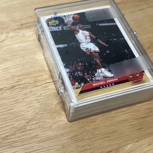 🏀 1992-93 Upper Deck NBA Basketball  Lot (50) Jordan, Shaq, Malone, + - Picture 1 of 17