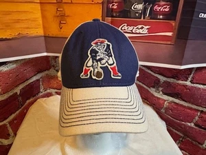 New England Patriots NFL Vintage Collection Hat Cap Size L/XL - Picture 1 of 5