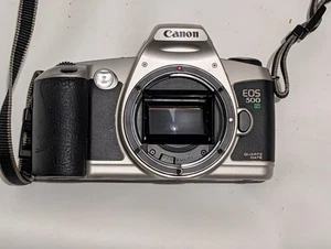 Cámara Canon EOS 500n fecha trasera SLR - solo cuerpo en excelente estado - Imagen 1 de 4