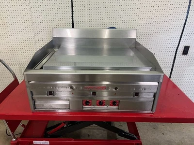 Used 36" MagiKitch'n MKG-36-STL NG Griddle with Thermostatic Controls - 90,000 B - Image 1 of 4
