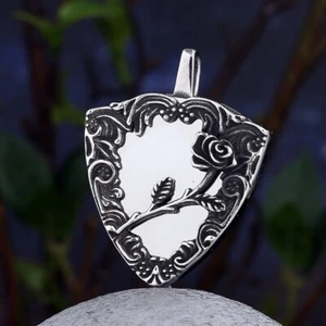 Stainless Steel Unisex Necklace Mirror Silver Flower Pendant Necklace Vintage - Picture 1 of 5
