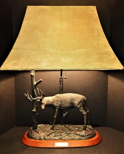 Tim Wolfe 2007 "Johnson Buck" King of Bucks Lamp 3016R Large w/ Faux Suede Shade - Picture 1 of 12