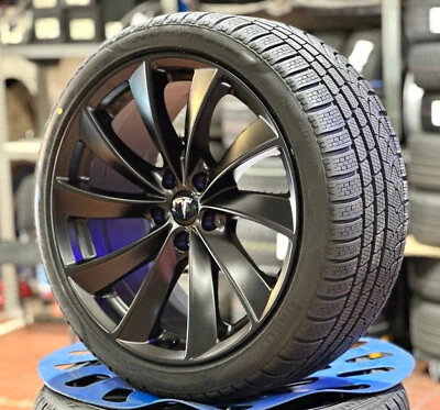 Tesla 3 Highland Performance Winterräder 235/40-19 und 265/35-19 Pirelli TO ncs - Bild 1 von 2