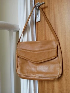 Radley Leather Handbag Shoulder Grab Bag Tan Brown. Used.Magnetic Closure.Medium - Picture 1 of 17