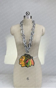 New NHL CHICAGO BLACKHAWKS SILVER Fan Chain Necklace Foam MI USA - Picture 1 of 3