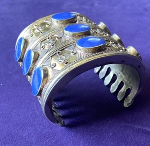 Vintage Afghan Kuchi versilbertes Armreif Armband mit Lapis Inlay / Schmuck - Bild 1 von 6