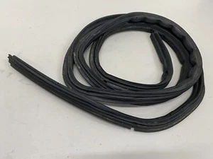1984-1989 Nissan Z31 300ZX OEM Rear Hatch Trunk Seal Molding Weatherstrip - Bild 1 von 7