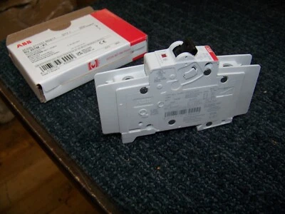 ABB System Pro M Compact Circuit Breaker SU 201M-K1 2CDS 271337 R0217 New - Image 1 of 3