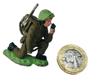 Toy Action Figure Britains Soldier ra