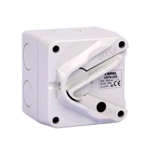 5Pcs New For UKF4-220 toggle disconnect switch 250V 20A - Picture 1 of 3