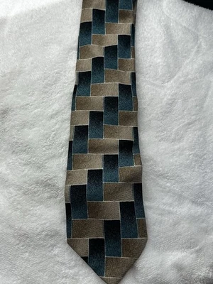 🇺🇲 Corbata de Seda Bachrach Hecha en Italia 58x3 5/8 Marrón.  Cajas cuadradas verde azulado Foto 1 de 3