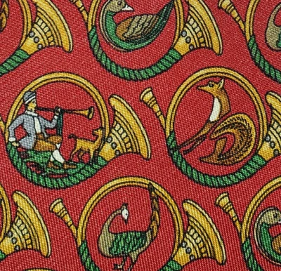 SALVATORE FERRAGAMO ~MENS SILK TIE ~HUNTING HORNS ~PHEASANT DUCK ~FOX HUNT ~ 57" - Image 1 of 4