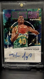 2020/21 Court Kings - Shawn Kemp 'Pink Holding Court Signatures' - #HC-SKE - /8 - Bild 1 von 3