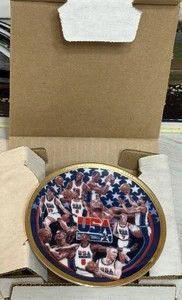 1992 First Ten Chosen Collectors Plate USA Olympic Basketball Dream Team - Picture 1 of 4