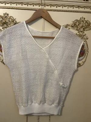 Vintage1970s short Sleeve Sweater top size 10/12 UK white preppy - Image 1 of 4