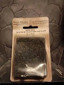 Dark Sword Masterworks DSM 5045 Daenerys in Traditional Garb Miniature Figure - Picture 1 of 1