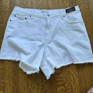 ABERCROMBIE Curve Love Denim Dad Jeans Shorts Frayed Hem Womens 34/18 NWT - Picture 1 of 6