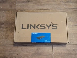 Linksys LGS528P 28-port managed PoE+ gigabit network switch uplink - Picture 1 of 10