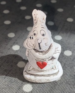 Alice In Wonderland White Rabbit Chess Piece Red Heart - Picture 1 of 9