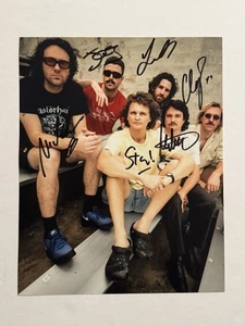 KING GIZZARD & THE LIZARD WIZARD FULL BAND SIGNED 8X10 PHOTO AUTOGRAPHED COA - Picture 1 of 1