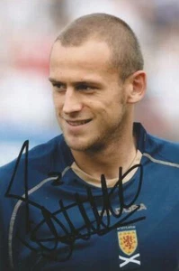 SCHOTTLAND, STEVENAGE & CELTIC: SCOTT CUTHBERT SIGNED 6x4 ACTION PHOTO + COA - Bild 1 von 1