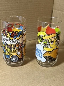 McDONALDS 1981 THE GREAT MUPPET CAPER Gonzo Happiness Hotle Glass Cups Set of 2 - Picture 1 of 9