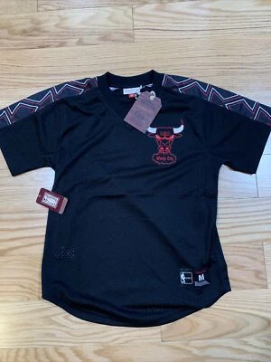 Mitchell & Ness NBA Chicago Bulls Winning Team Mesh V-Neck Tee Sz L BNwT Black - Image 1 of 4