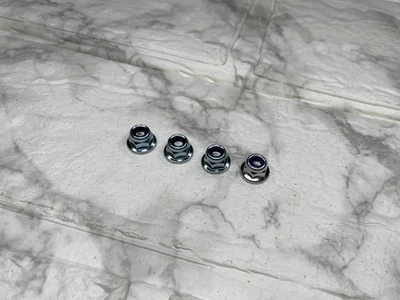 4mm Flange Lock Nuts for Tamiya DT02 DT03 DF03 TT02B, RC Car Kit Accessories, Ne - Image 1 of 2
