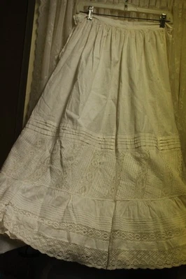 Gorgeous Antique 1900s White Cotton Lace Skirt Petticoat Pintuck - Image 1 of 4