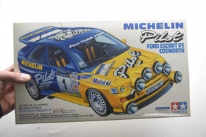 Tamiya 1/24 Ford Escort RS Cosworth Kit modellino da costruire 1993 completo - Foto 1 di 9