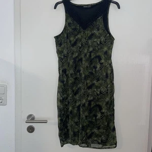 Janina Ernstings Family Kleid Grün Schwarz Gr 38 - Bild 1 von 6