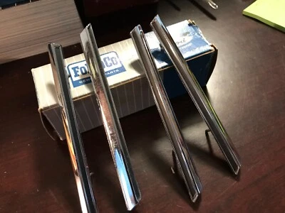 Mercury Meteor 1966 adornos de techo C6my-57517A21 como nuevo fabricante de equipos originales 4 en caja Foto 1 de 4